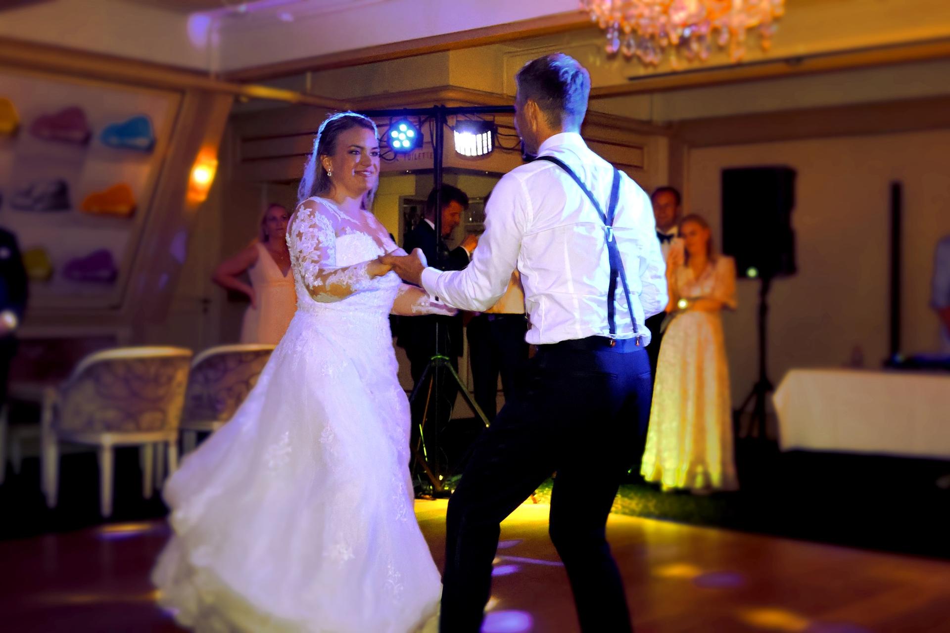DJ til bryllup